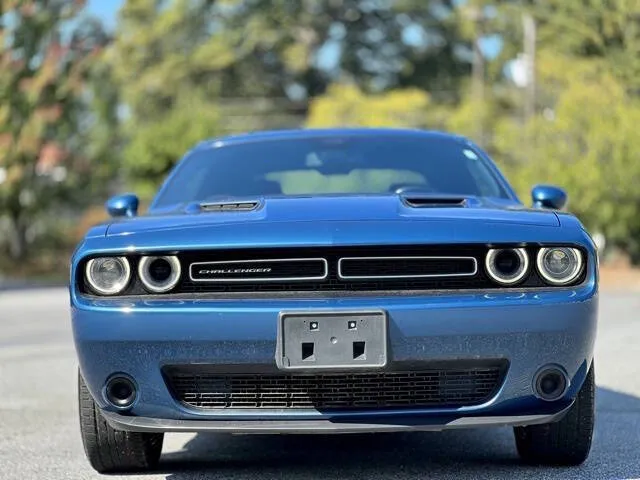2021 Dodge Challenger SXT