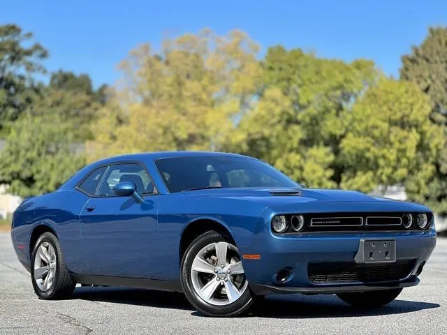 2021 Dodge Challenger SXT